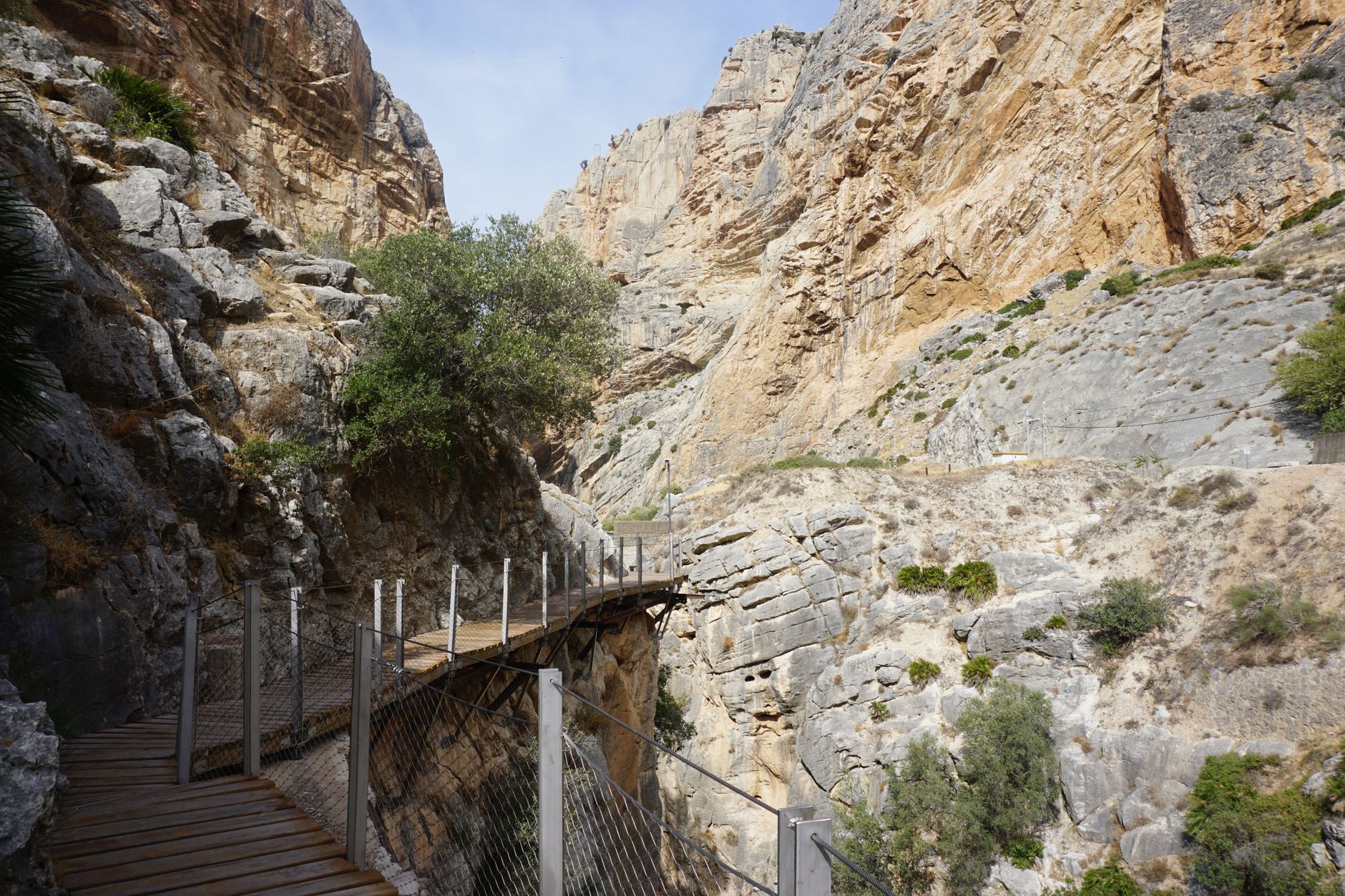 Caminito del Rey che sovrasta il canyon roccioso