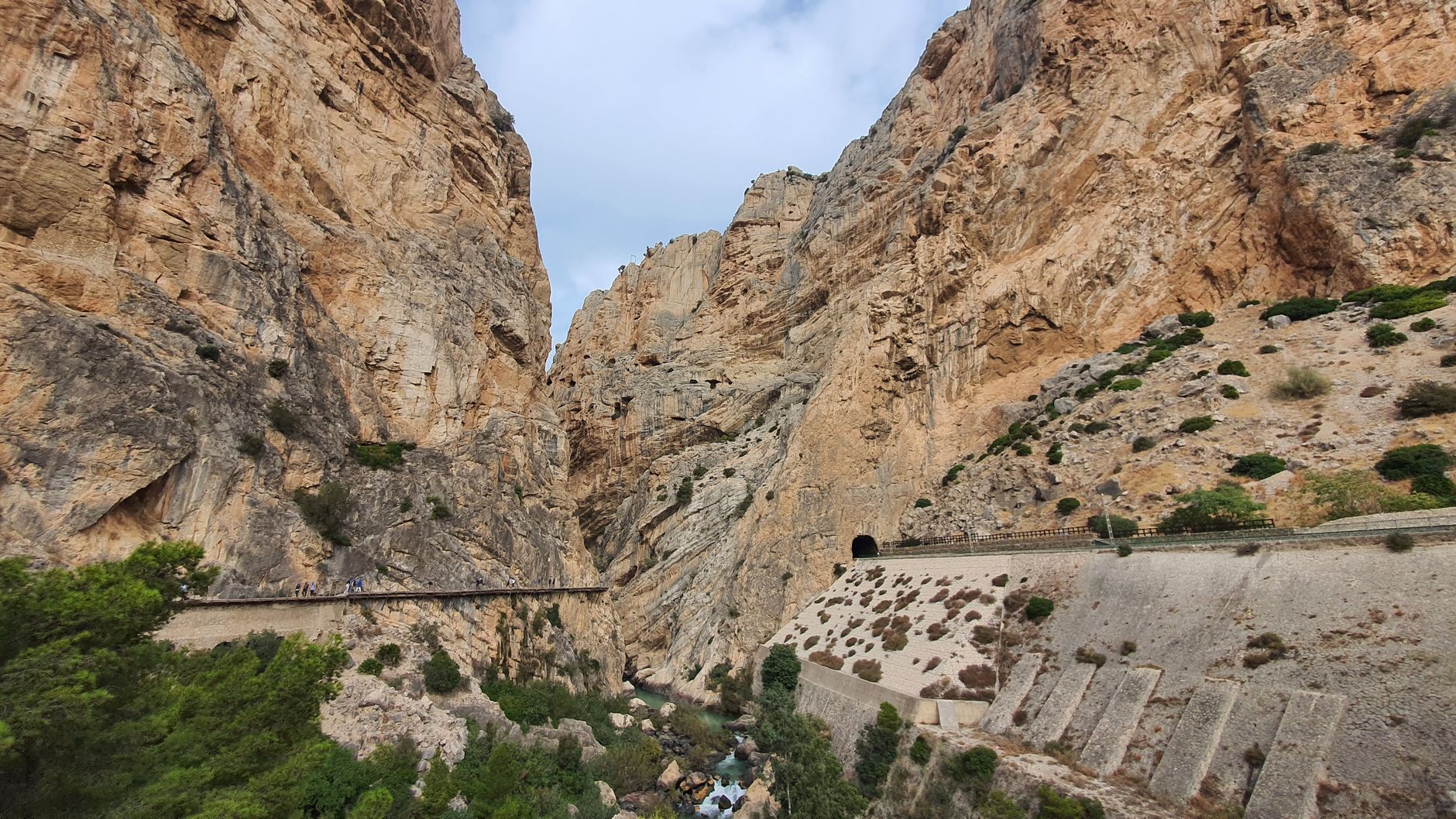 Vedere de sus a Caminito del Rey